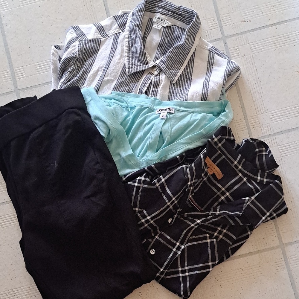 Womens Medium Clothing Bundle Black N White Plaid Shirt Black Pants Linen Top